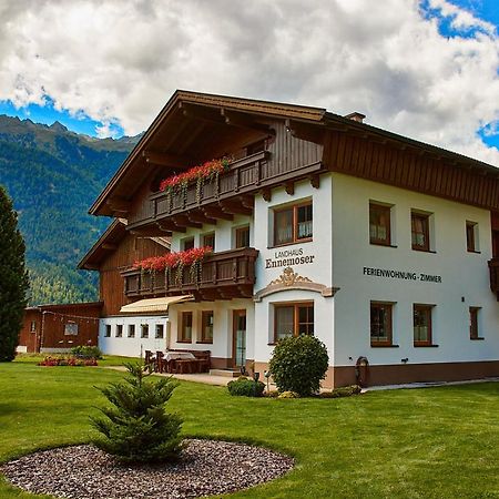 Landhaus Ennemoser Längenfeld Екстериор снимка