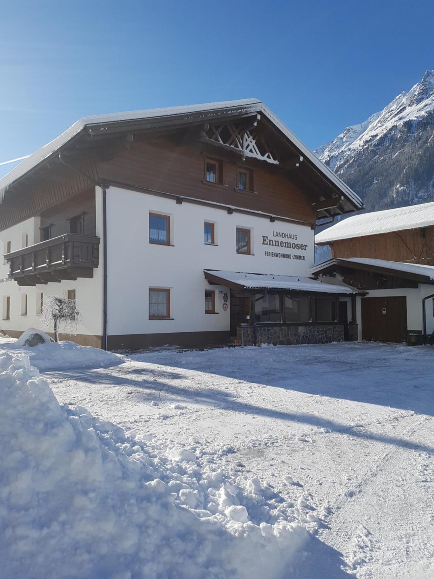 Landhaus Ennemoser Längenfeld Екстериор снимка